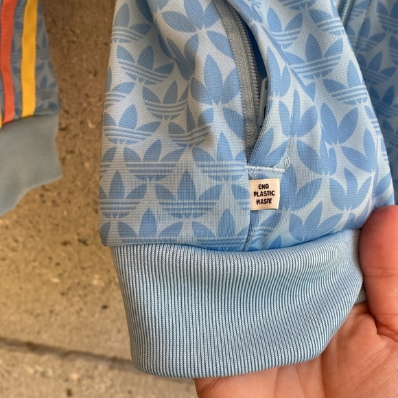 Adidas Kids track Jacket - Picture 9 of 9